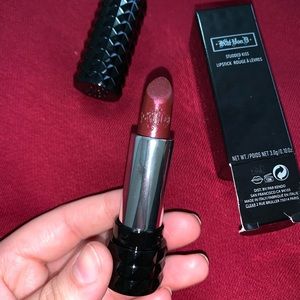 Kat Von D (Mercy lipstick)
